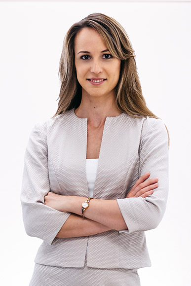 Dr. Molnár-Bakos Judit