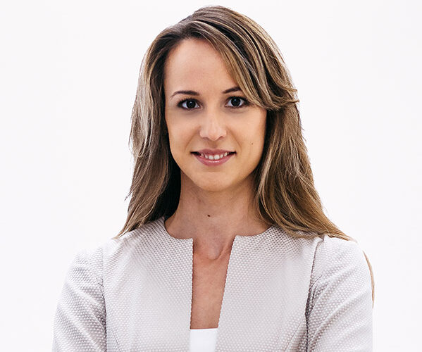 Dr. Molnár-Bakos Judit