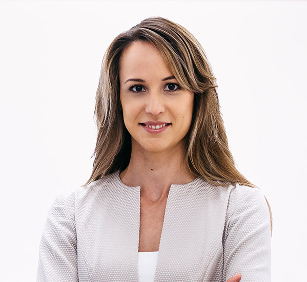 Dr. Molnár-Bakos Judit